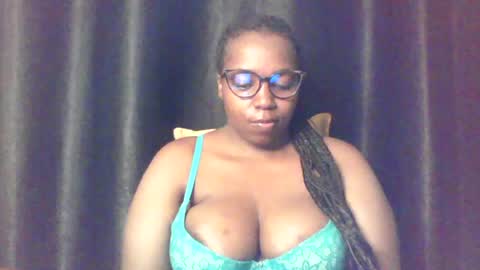 QUEEN online show from August 3, 2026, 4:22 am