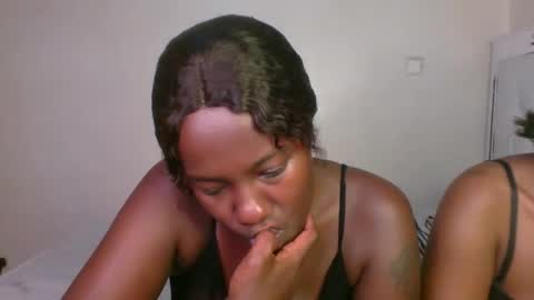 queen_mira online show from September 11, 2025, 11:49 pm