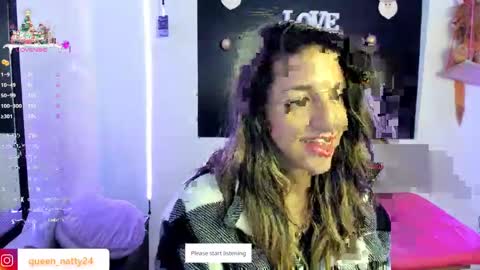 queen_natttyy online show from December 14, 2024, 2:34 am
