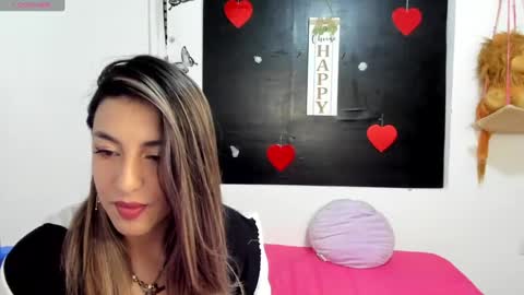 queen_natttyy online show from January 22, 2025, 4:02 am