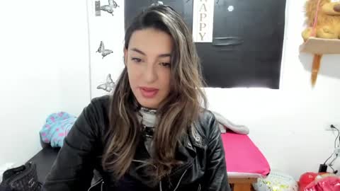 queen_natttyy online show from February 3, 2025, 2:24 pm