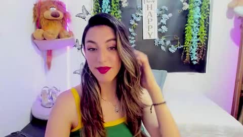 queen_natttyy online show from September 25, 2025, 3:27 pm