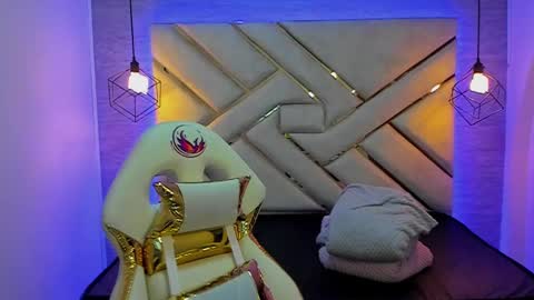   online show from December 4, 2024, 11:41 am