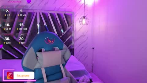 Snapshot of queen_perla_ chatting on September 27, 2025, 12:10 pm online show from September 27, 2025, 12:10 pm