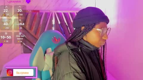 Snapshot of queen_perla_ chatting on October 2, 2025, 11:28 am online show from October 2, 2025, 11:28 am