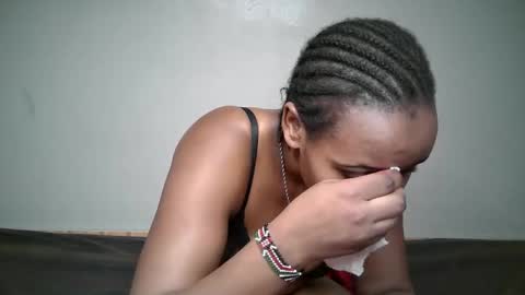 queen_pretty11 online show from April 26, 2026, 4:43 am