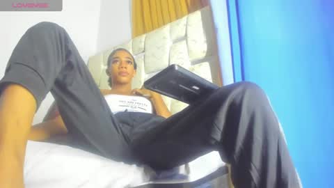 kailani online show from June 22, 2026, 2:02 am