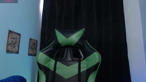 Snapshot of queen_salomme chatting on October 12, 2025, 11:53 am queen_salomme online show from October 12, 2025, 11:53 am