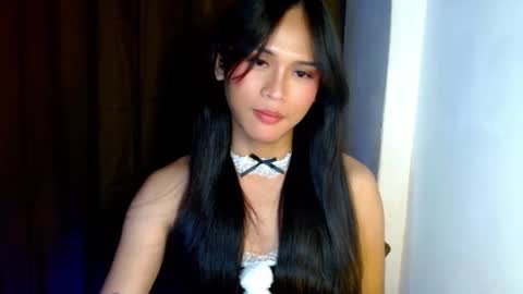 Snapshot of queena10 chatting on February 23, 2025, 8:17 am CALL ME YOUR QUEEN AIVY1 online show from February 23, 2025, 8:17 am