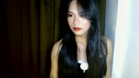 Snapshot of queena10 chatting on February 25, 2025, 5:04 pm CALL ME YOUR QUEEN AIVY1 online show from February 25, 2025, 5:04 pm