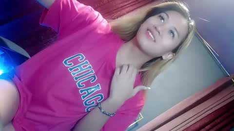 Snapshot of queena10 chatting on September 11, 2025, 9:37 pm CALL ME YOUR QUEEN AIVY1 online show from September 11, 2025, 9:37 pm