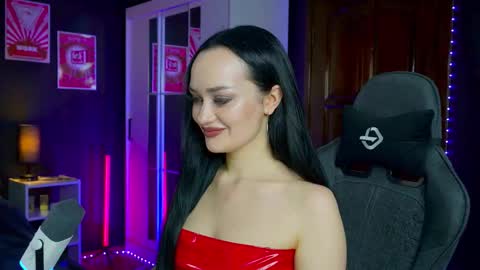 Snapshot of queenaliss chatting on October 22, 2025, 6:57 am Your world and the universe Aliss online show from October 22, 2025, 6:57 am