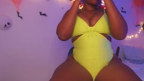 Snapshot of queenalya_ chatting on October 28, 2025, 2:59 am Ahlya  online show from October 28, 2025, 2:59 am