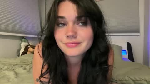 Snapshot of queencassidyy chatting on October 22, 2025, 6:57 am Cassidy online show from October 22, 2025, 6:57 am