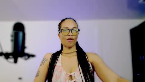 Snapshot of queendom_ing chatting on October 4, 2025, 1:14 am Sweet Goddess online show from October 4, 2025, 1:14 am