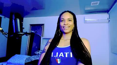 Snapshot of queendom_ing chatting on October 16, 2025, 12:44 am Sweet Goddess online show from October 16, 2025, 12:44 am