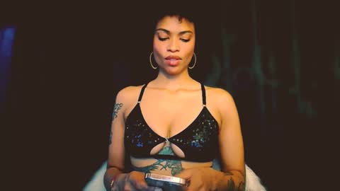 Sweet Goddess online show from November 19, 2025, 10:10 pm