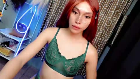 Snapshot of queenfoxylady chatting on November 7, 2025, 11:54 am just call me QUEEN and ill be there online show from November 7, 2025, 11:54 am