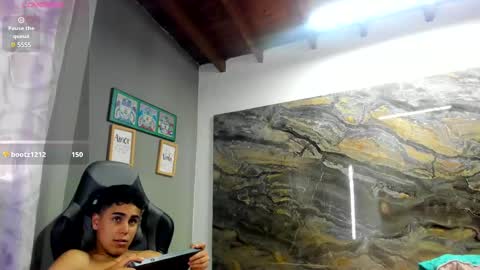 queenie_quinn09 online show from February 26, 2025, 4:03 pm