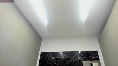 queenie_quinn09 online show from March 12, 2025, 3:18 pm