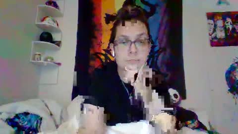 queenkriss97 online show from September 29, 2025, 1:55 am