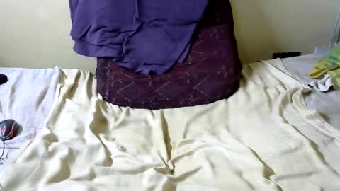 queenlacey_1 online show from February 8, 2025, 4:03 am