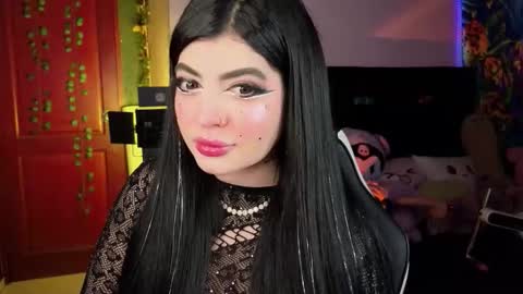 Snapshot of queenlamia chatting on February 13, 2026, 5:47 am Taurus online show from February 13, 2026, 5:47 am