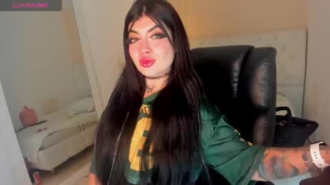 Snapshot of queenlamia chatting on March 3, 2026, 11:49 am Taurus online show from March 3, 2026, 11:49 am