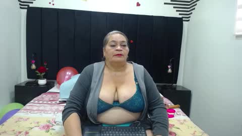 VickyBoobss online show from March 6, 2026, 7:43 pm