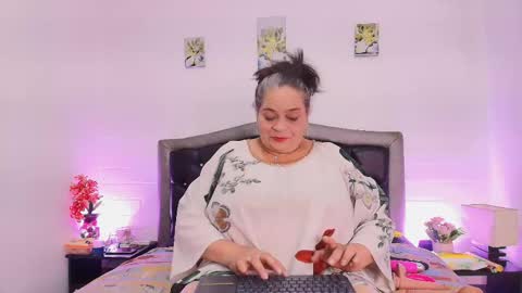 VickyBoobss online show from April 24, 2026, 8:00 pm