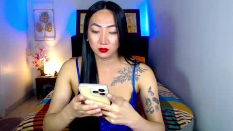 Snapshot of queenmistressts chatting on February 9, 2025, 10:42 am QUEEN online show from February 9, 2025, 10:42 am