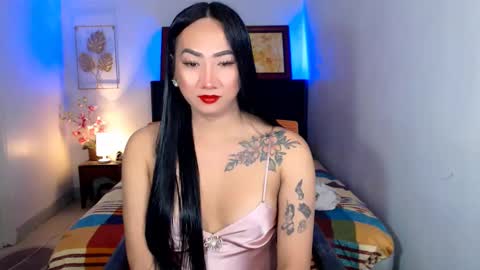 Snapshot of queenmistressts chatting on March 9, 2025, 12:53 am QUEEN online show from March 9, 2025, 12:53 am