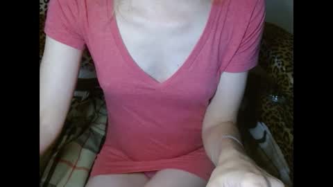 Snapshot of queenoftenderness chatting on December 9, 2024, 10:09 pm queenoftenderness online show from December 9, 2024, 10:09 pm