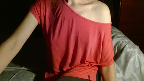 Snapshot of queenoftenderness chatting on January 14, 2025, 6:07 pm queenoftenderness online show from January 14, 2025, 6:07 pm