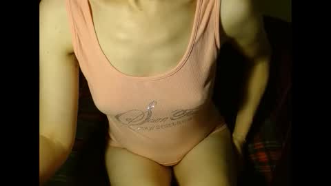 Snapshot of queenoftenderness chatting on January 29, 2025, 9:07 pm queenoftenderness online show from January 29, 2025, 9:07 pm