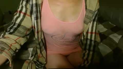 Snapshot of queenoftenderness chatting on September 29, 2025, 6:13 pm queenoftenderness online show from September 29, 2025, 6:13 pm