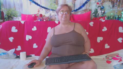 Snapshot of queenpammy chatting on January 4, 2025, 12:27 pm QueenPammy online show from January 4, 2025, 12:27 pm