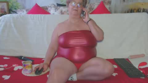 Snapshot of queenpammy chatting on January 15, 2025, 2:13 pm QueenPammy online show from January 15, 2025, 2:13 pm