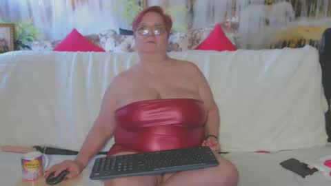 Snapshot of queenpammy chatting on January 26, 2025, 12:11 pm QueenPammy online show from January 26, 2025, 12:11 pm