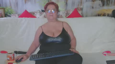 Snapshot of queenpammy chatting on January 27, 2025, 7:03 am QueenPammy online show from January 27, 2025, 7:03 am