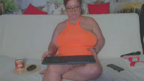 Snapshot of queenpammy chatting on January 29, 2025, 3:15 pm QueenPammy online show from January 29, 2025, 3:15 pm