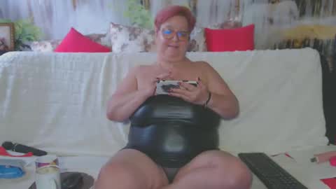Snapshot of queenpammy chatting on January 30, 2025, 1:10 pm QueenPammy online show from January 30, 2025, 1:10 pm