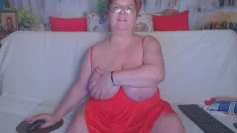 Snapshot of queenpammy chatting on February 12, 2025, 3:49 pm QueenPammy online show from February 12, 2025, 3:49 pm