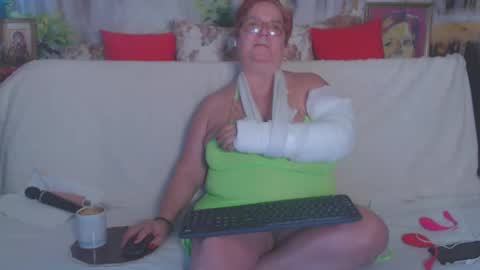 Snapshot of queenpammy chatting on February 25, 2025, 7:09 am QueenPammy online show from February 25, 2025, 7:09 am