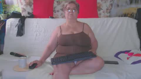 Snapshot of queenpammy chatting on September 13, 2025, 6:46 am QueenPammy online show from September 13, 2025, 6:46 am