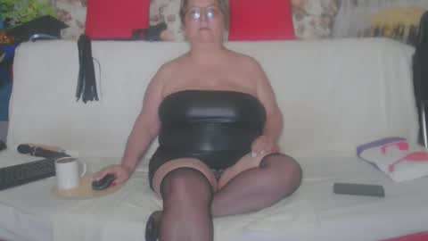 Snapshot of queenpammy chatting on September 29, 2025, 4:50 am QueenPammy online show from September 29, 2025, 4:50 am
