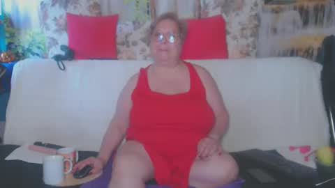 Snapshot of queenpammy chatting on October 17, 2025, 7:11 am QueenPammy online show from October 17, 2025, 7:11 am