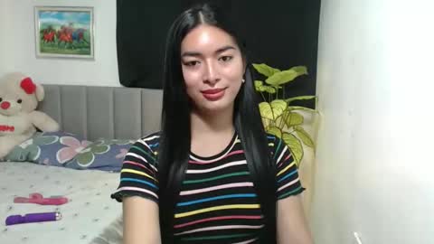Snapshot of queenpinay69 chatting on October 10, 2025, 5:34 pm QueenPinay69 online show from October 10, 2025, 5:34 pm