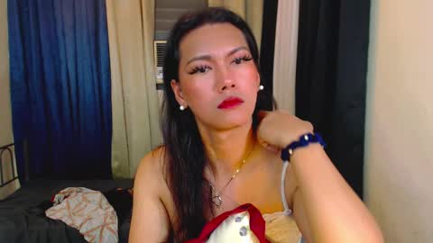 Snapshot of queensabbyvee chatting on February 14, 2025, 6:19 pm Sabrina online show from February 14, 2025, 6:19 pm