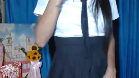 queensteffi online show from December 22, 2024, 2:49 pm